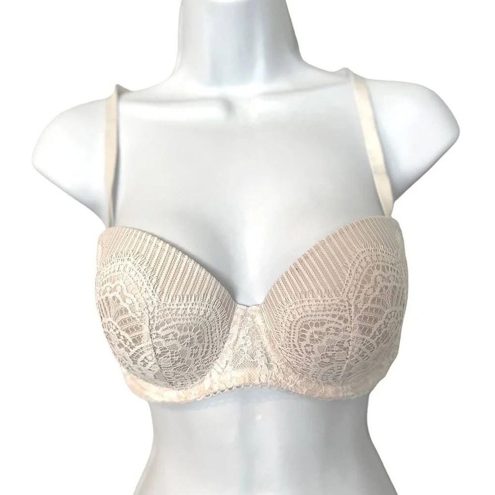 lingerie，Stylish sexy and attractive lingerie bras for women